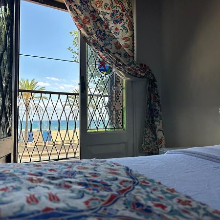 Vilador Beach Hotel Masnou Kültér fotó