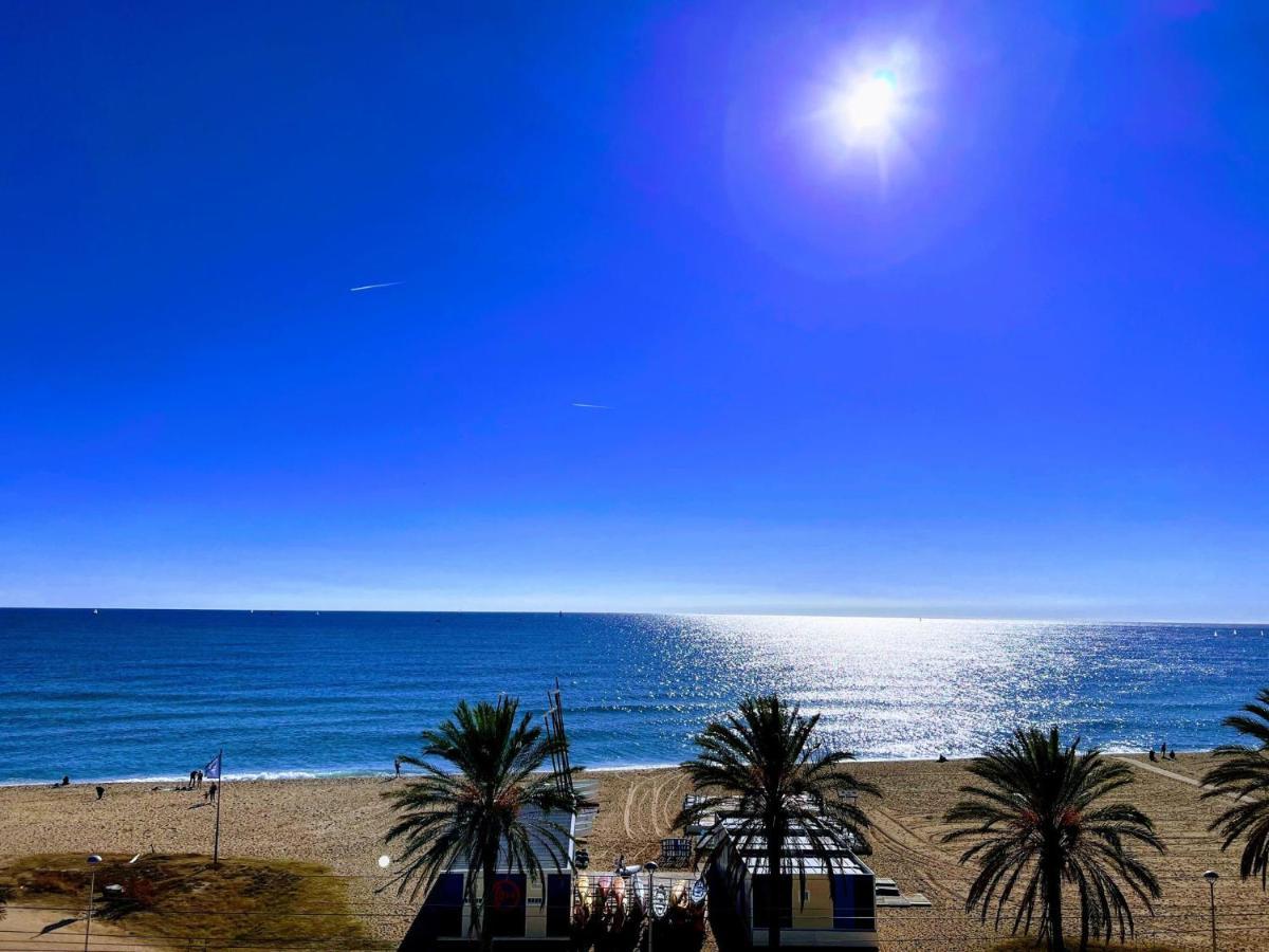 Vilador Beach Hotel Masnou Kültér fotó
