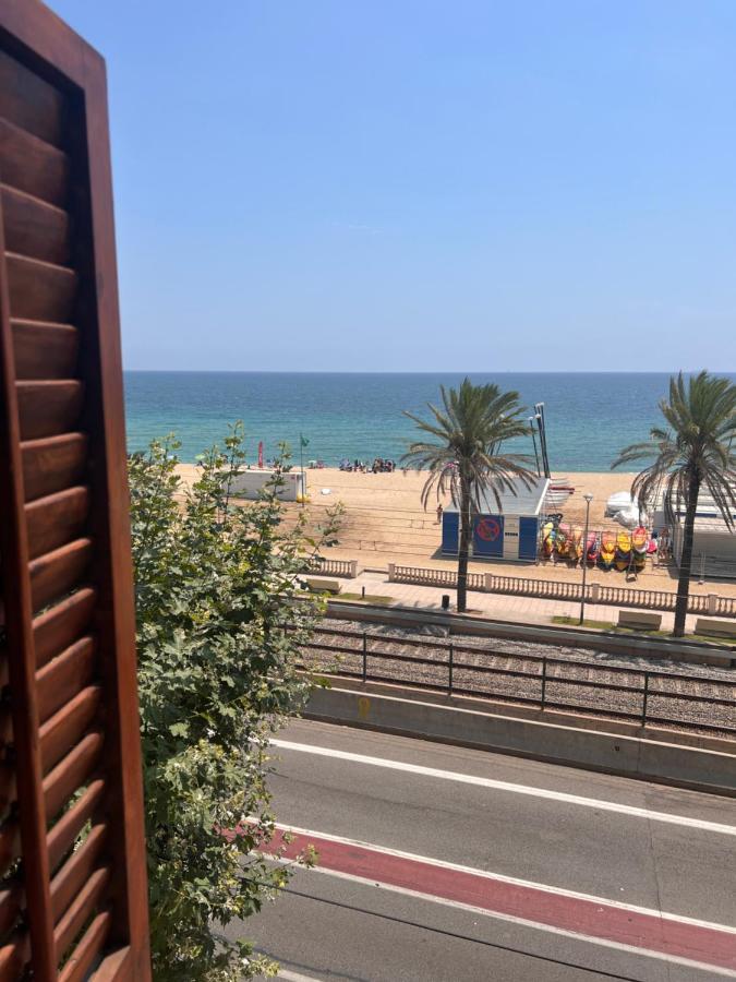 Vilador Beach Hotel Masnou Kültér fotó