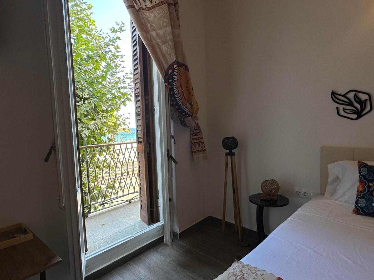 Vilador Beach Hotel Masnou Kültér fotó