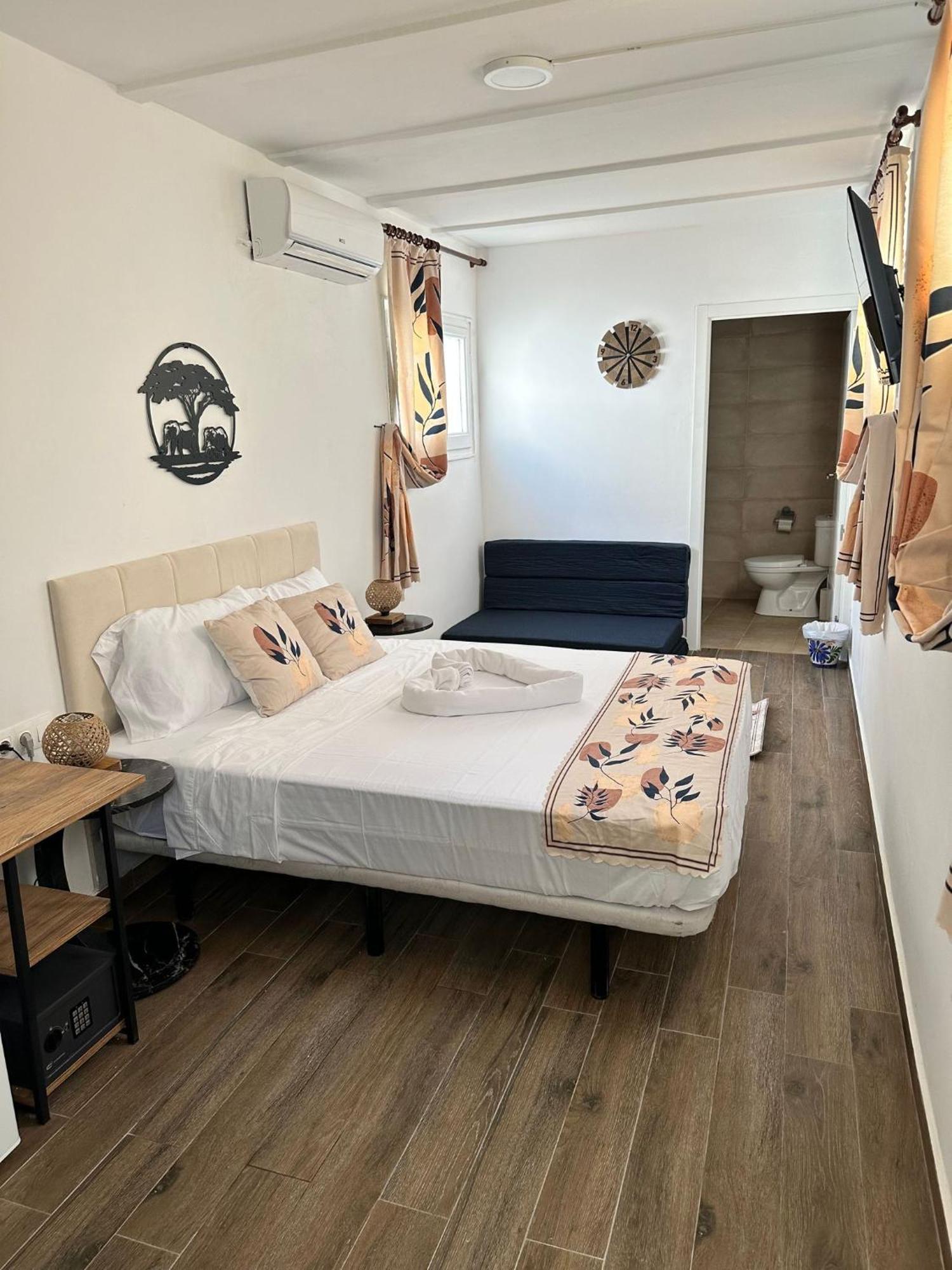 Vilador Beach Hotel Masnou Kültér fotó